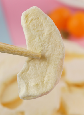 フリーズドライのさいの目に切ったリンゴ